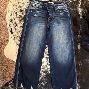 KanCan Medium Blue Distressed Cropped Jeans